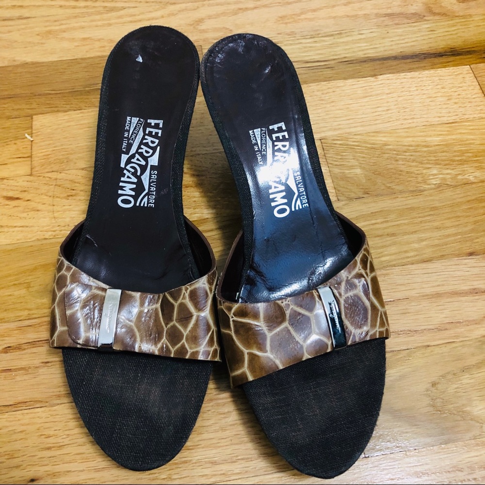 Salvatore Ferragamo kitty heels